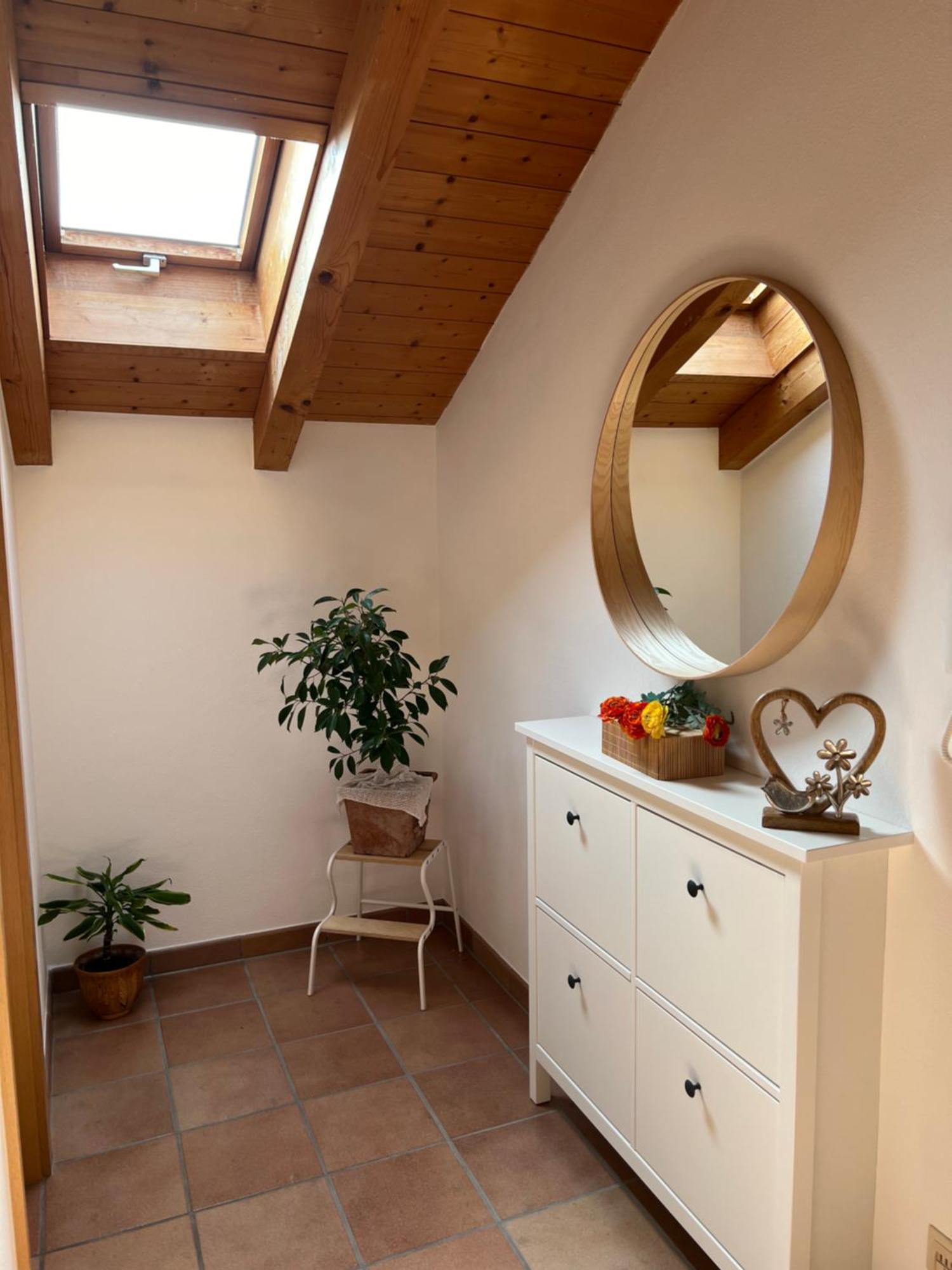 Apartment Gemuetliche Dachgeschosswohnung Mit Balkon
